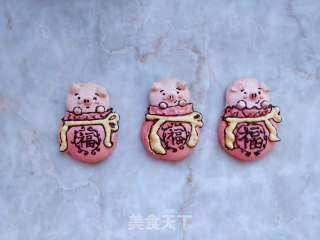 Piggy Lucky Bag Macaron recipe