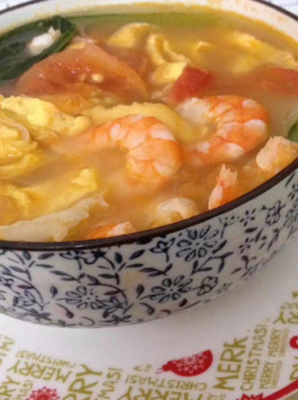 Shrimp and Vegetable Soup with Egg Skin