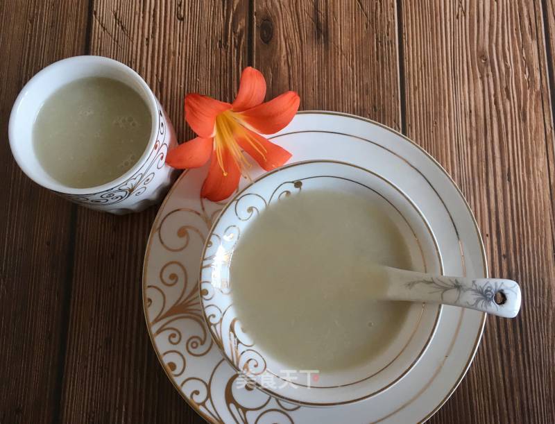 Sweet Pear White Fungus Soup recipe