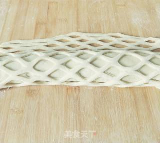 Creative Mesh Bread recipe
