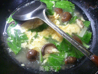 Mushroom, Cabbage and Egg Soup recipe