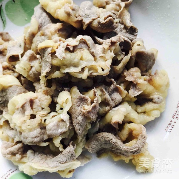 Beef Enoki Mushroom in Sour Soup recipe