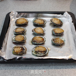 Easy to Cook Seafood-----grilled Abalone with Garlic recipe
