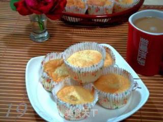 Pineapple Stuffed Small Cakes recipe