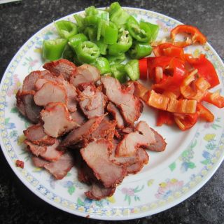 Roast Pork with Fish Flavor and Double Pepper recipe