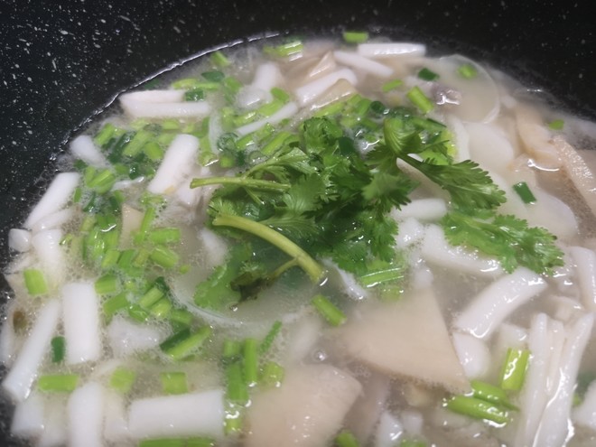 Seafood Mushroom Five White Soup recipe