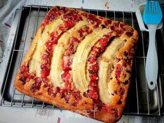 Flip Banana Cranberry Cake recipe