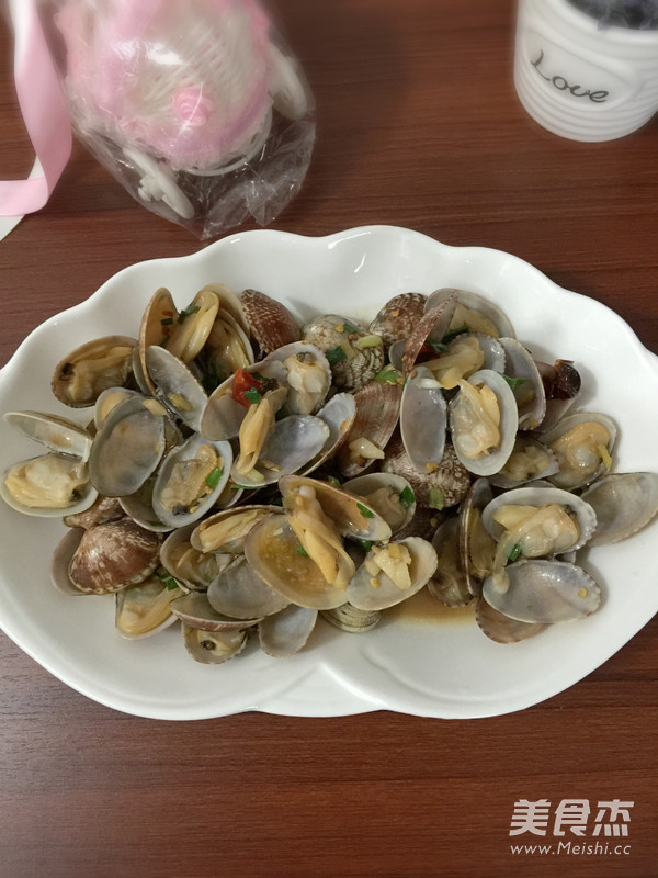Stir-fried Clams recipe