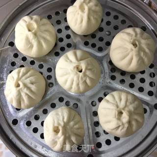 Radish and Dried Vegetarian Buns recipe