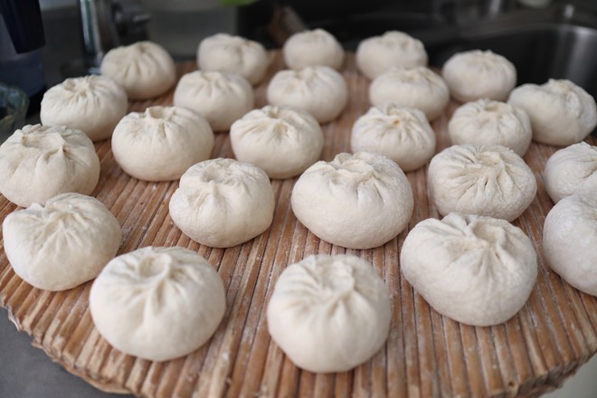 Steamed Buns with Pleurotus Eryngii Sauce recipe