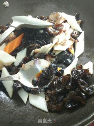 Fried Fungus with Yam recipe