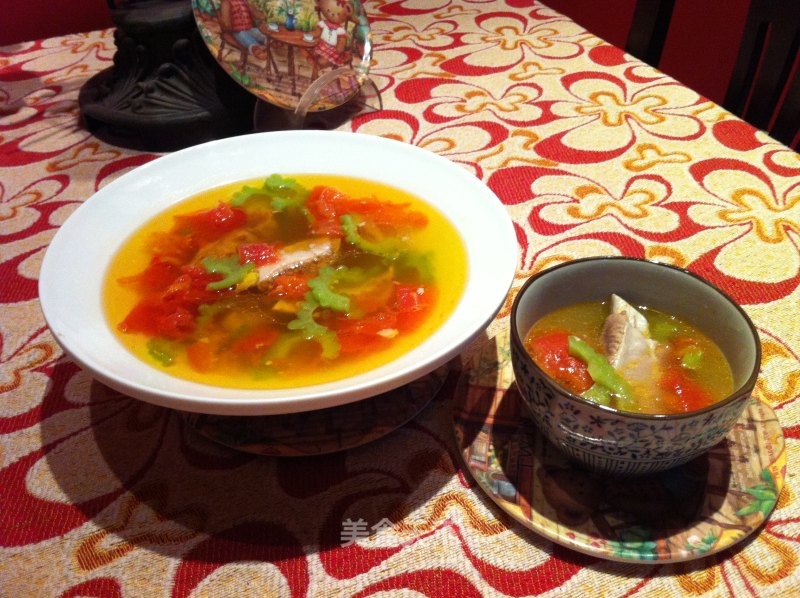 Bitter Gourd Tomato Pork Rib Soup recipe