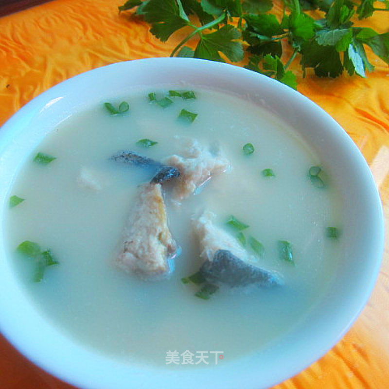 Soy Milk Fish Bone Soup recipe