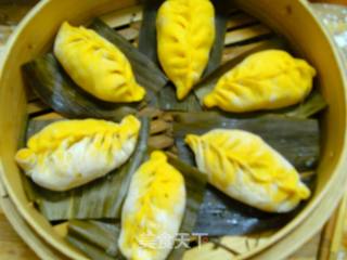 Pumpkin and Cowpea Willow Leaf Bun recipe