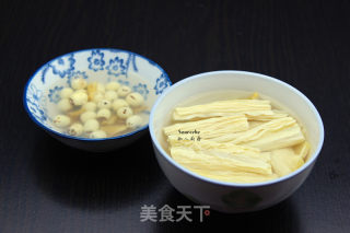 Lotus Seed Soup recipe