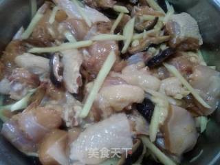 Steamed Chicken with Zijiang and Mushroom recipe