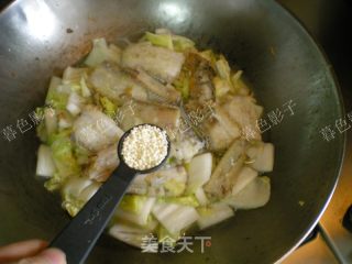 Stewed Sea Fish with Cabbage recipe