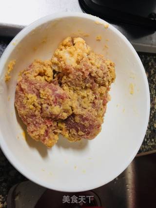 Fried Garlic Spicy Pork Chop recipe