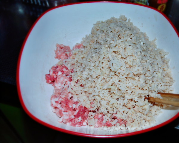 Lotus Root Pork Dumplings recipe