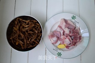 Braised Pork Belly with Dried Beans recipe