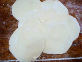 Chives and Pork Fried Buns recipe