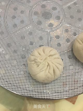 Steamed Buns with Mushroom Meat Sauce recipe