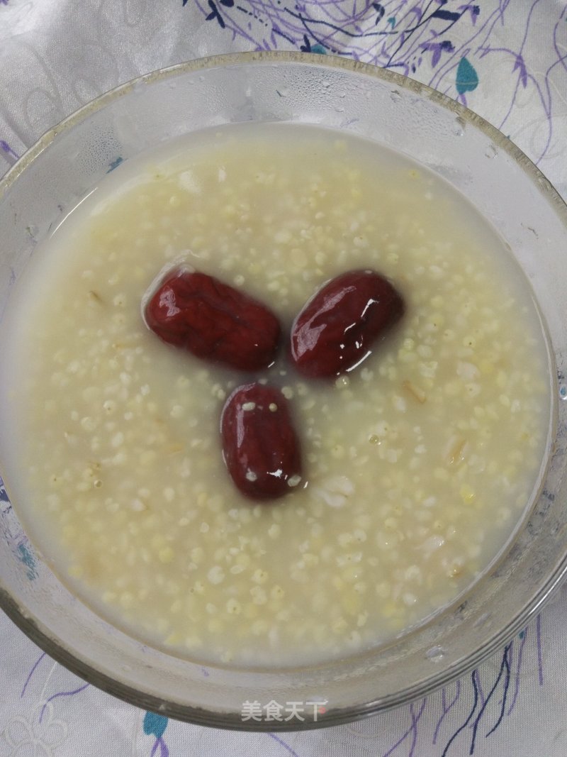 Congee with Red Dates and Mixed Grains