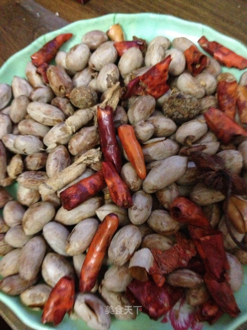 Homemade Spicy Crispy Charred Peanuts recipe