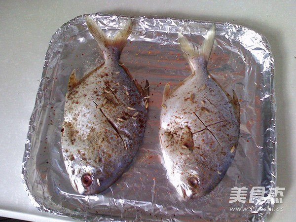 Spicy Grilled Pomfret recipe