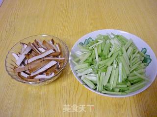 Celery Stir-fried Tofu recipe