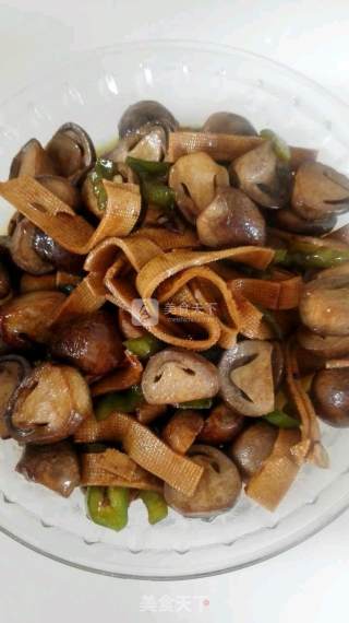 Oyster Sauce and Straw Mushroom Bean Curd recipe