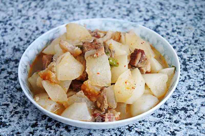 Braised Pork with White Radish recipe