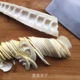 Steamed Fresh Bamboo Shoots with Chinese Sausage recipe