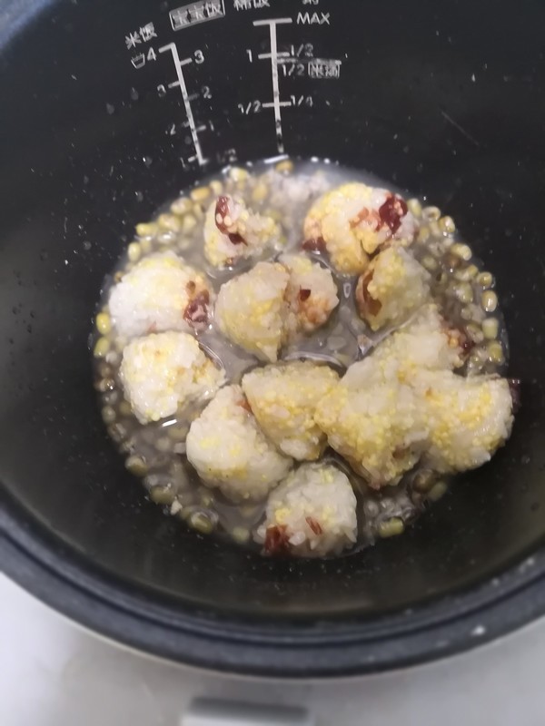 Drink for Breakfast~mung Bean Zongzi Porridge recipe