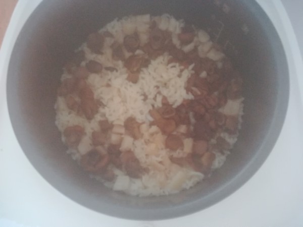 Agaricus Scallop Stewed Rice recipe