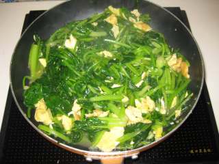 Scrambled Eggs with Spinach recipe