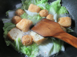 Boiled Chinese Cabbage with Oily Tofu and Golden Fish Eggs recipe