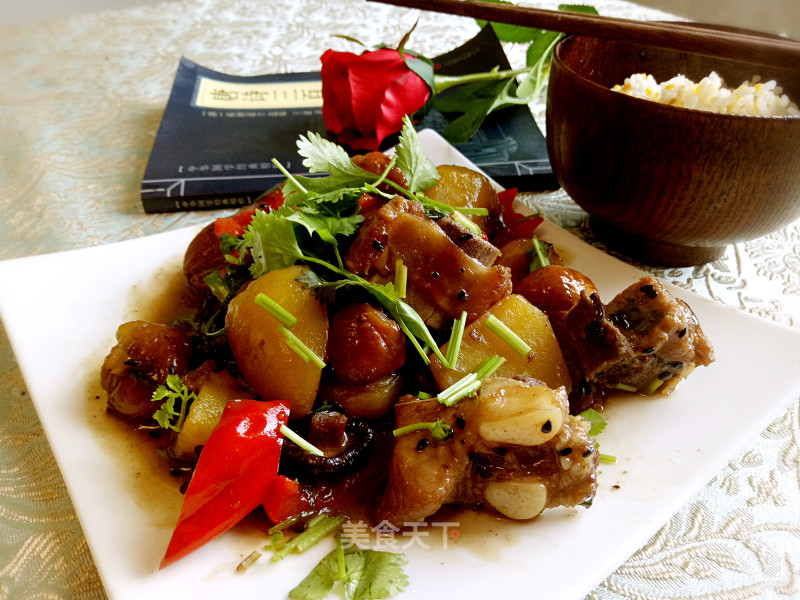 Stir-fried Pork Ribs with Chestnut and Potato recipe