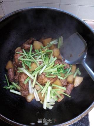 Stewed Chicken Neck with Potatoes recipe