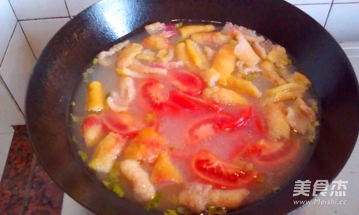 Tomato Puffy Vermicelli Soup recipe