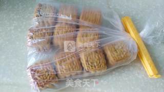 Bean Paste and Egg Yolk Mooncakes recipe