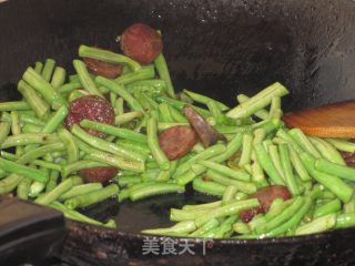 Stir-fried Beans with Sausage recipe