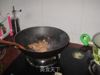 Stir-fried Lean Pork with Cucumber Fungus recipe