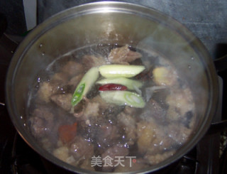 Stewed Beef Brisket with Carrots recipe