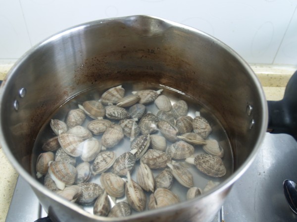 Sauce Popped Clams recipe