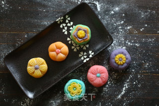 Colorful Three-dimensional Moon Cakes recipe