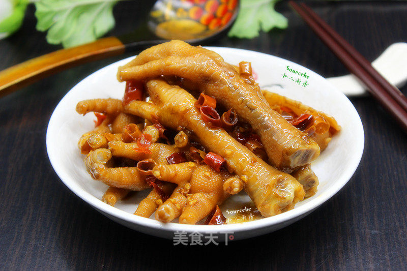 Spicy Marinated Chicken Feet recipe