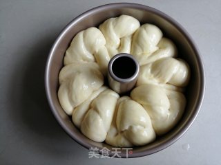 Condensed Milk Wreath Bread recipe