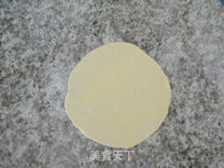 【red Bean Paste Chrysanthemum Crispy】--- Crispy Mouth Flavour recipe