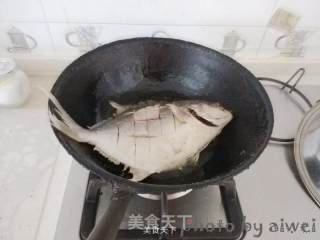 Dry Roasted Golden Fish recipe